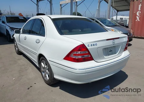 2007 Mercedes-Benz C 280 Luxury из США, поврежденный, VIN WDBRF54H67F857819
